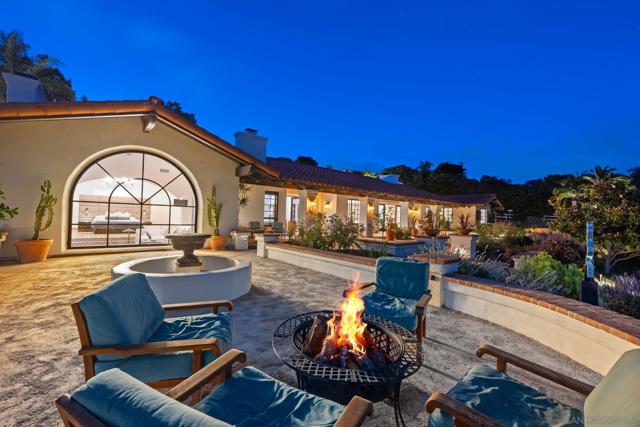 5354 El Camino Del Norte, Rancho Santa Fe CA: https://media.crmls.org/mediaz/c344da5d-d7dd-4e4f-869a-3c7a9a740cb6.jpg