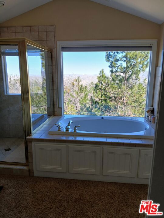 1251 Kodiak Drive, Lake Arrowhead, CA 92352
