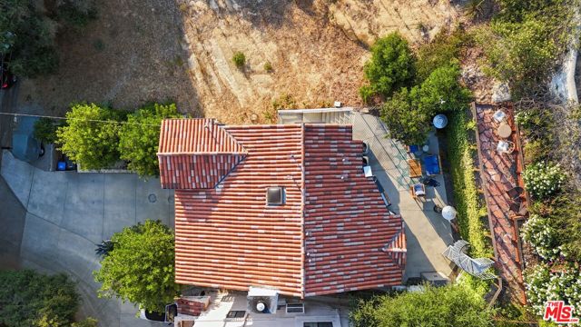 3418 Dorothy Road, Topanga CA: https://media.crmls.org/mediaz/c3455e4d-32a6-47fa-9e21-1dbdbc29a1a7.jpg