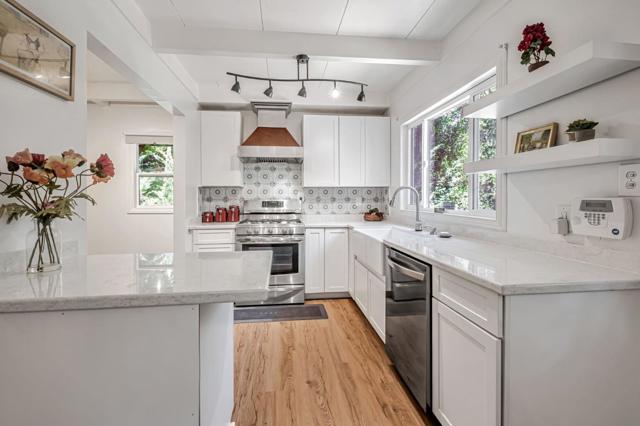 13380 Debby Lane, Boulder Creek CA: https://media.crmls.org/mediaz/c3465d76-a605-4c11-a804-7568a79be9d6.jpg