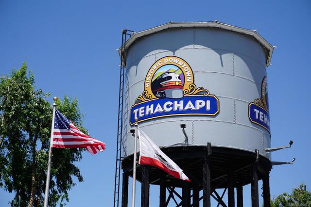 0 N of Challenger and Hwy 58, Tehachapi CA: https://media.crmls.org/mediaz/c346c60d-3038-4b06-8b83-0651bc0d90e0.jpg