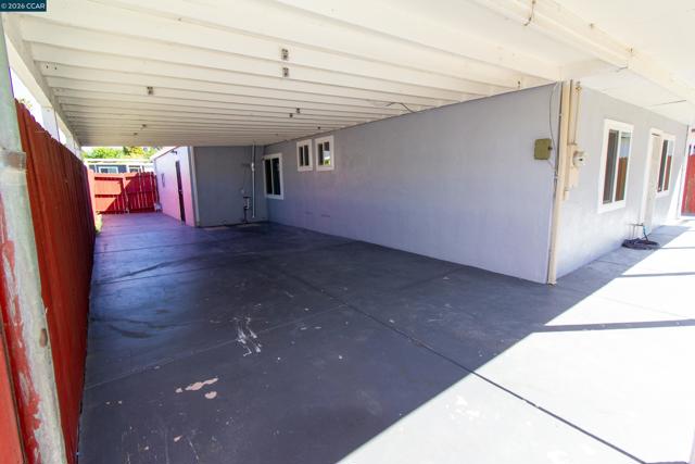 2929 Alta Mira Dr, Richmond CA: https://media.crmls.org/mediaz/c3473400-3ea1-4ca3-a585-d5436746c1f7.jpg