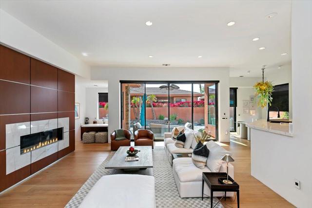 79965 Del Sol A Sol, La Quinta CA: https://media.crmls.org/mediaz/c349c01d-f3a1-4c45-a39a-9d0d0bfbe606.jpg