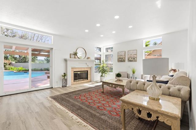 Detail Gallery Image 14 of 60 For 16883 Saint Andrews Dr, Poway,  CA 92064 - 5 Beds | 5/1 Baths