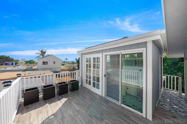 4554 Limerick Way, San Diego CA: https://media.crmls.org/mediaz/c34b1137-c2bb-4df4-b965-6880562d493e.jpg