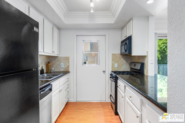 400 N Sunrise Way, Palm Springs CA: https://media.crmls.org/mediaz/c34c3b7e-9af3-47b2-b571-4c19392f2934.jpg