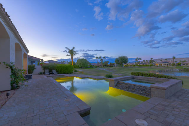 107 Via Bella, Rancho Mirage CA: https://media.crmls.org/mediaz/c34dece9-012a-4faa-9a0a-23f46bab368f.jpg