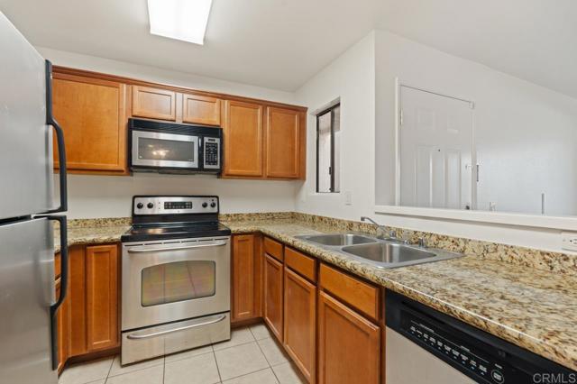 12191 Cuyamaca College Drive, El Cajon CA: https://media.crmls.org/mediaz/c34df1e1-290c-4611-853a-bc4b4b8293ad.jpg