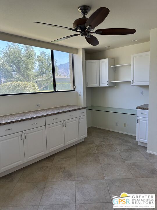 867 N Calle De Pinos, Palm Springs CA: https://media.crmls.org/mediaz/c35147d1-96ee-4770-96e2-74960345e8da.jpg