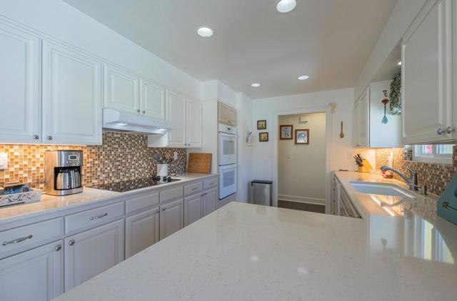 18101 Berta Canyon Road, Salinas CA: https://media.crmls.org/mediaz/c3522064-05a5-4798-a6d4-1cadf9619222.jpg