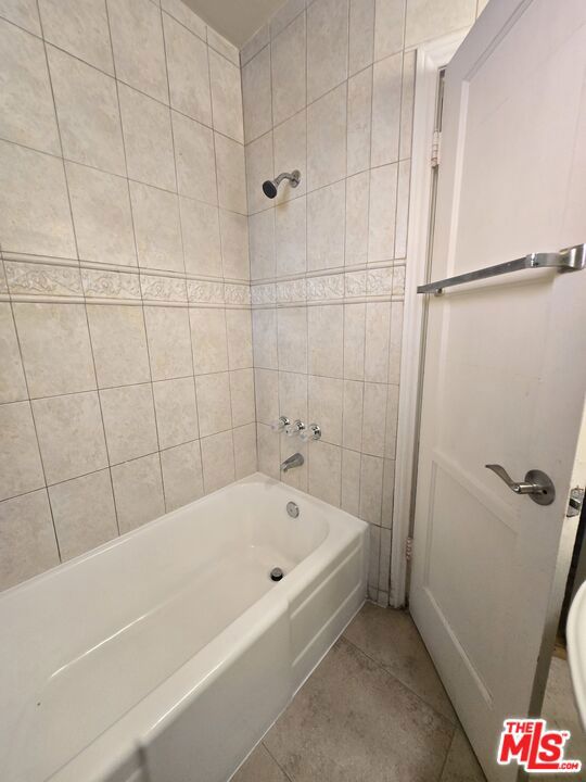 4512 Chasar Place, Los Angeles CA: https://media.crmls.org/mediaz/c3522547-4dcf-4391-8506-25a9943f50fa.jpg
