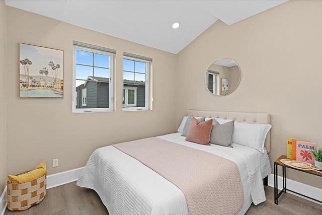 819 Kennebeck Ct, San Diego CA: https://media.crmls.org/mediaz/c352b7ab-10a6-4320-9a16-2ea2a4e891c4.jpg