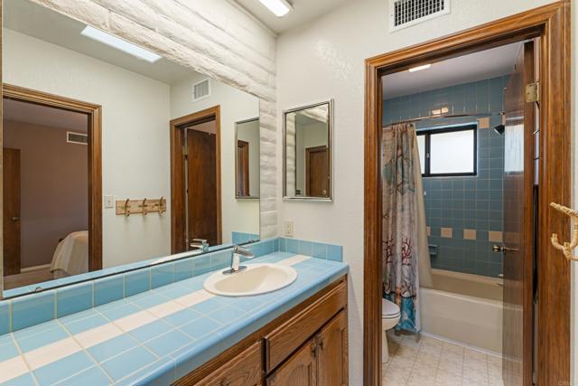 Home for Sale in Ramona