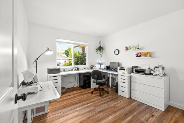 1 Malibu Court, Clayton CA: https://media.crmls.org/mediaz/c3537700-a90a-4b97-8a12-d8d08d8373a5.jpg