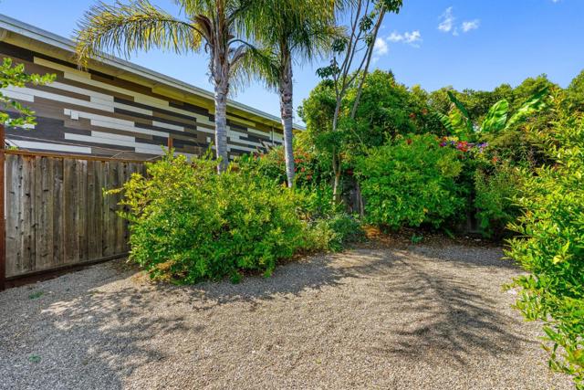 2801 S Main Street, Soquel CA: https://media.crmls.org/mediaz/c353ad70-26f8-4f96-bee7-35ba1ba9ffe4.jpg