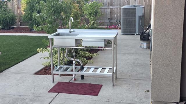 4709 Iron Bird Dr, Folsom CA: https://media.crmls.org/mediaz/c3541b17-2f6a-424d-8ee3-6325a5c74ed3.jpg