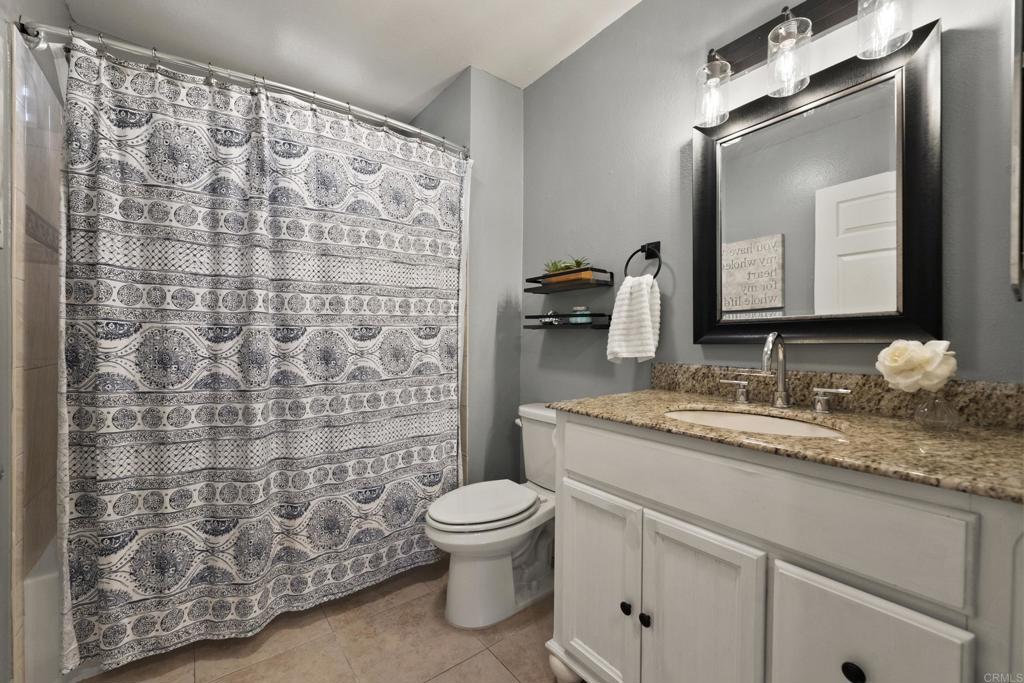 9528 Carroll Canyon Rd - photo 4