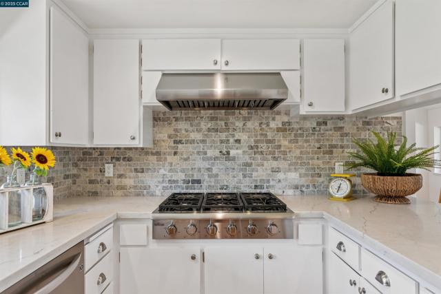 3803 Quail Ridge Road, Lafayette CA: https://media.crmls.org/mediaz/c356afb7-e0fa-4774-a7df-8644a0f39963.jpg