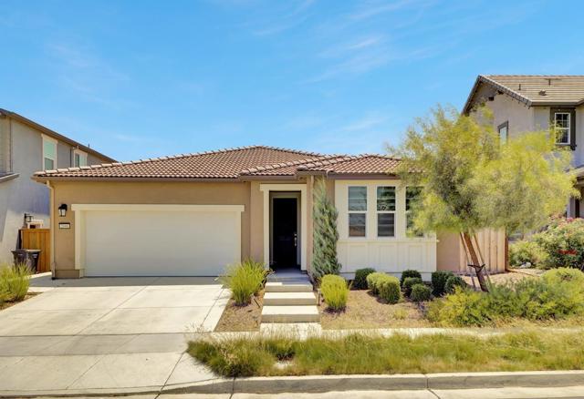 2606 Salinger Avenue, Tracy CA: https://media.crmls.org/mediaz/c357fa74-5e76-4c11-8ebd-be6c9ca0dd32.jpg