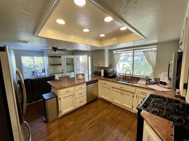 1917 Tecate, Escondido CA: https://media.crmls.org/mediaz/c358d793-6a44-4fa3-b409-ebcd90815214.jpg