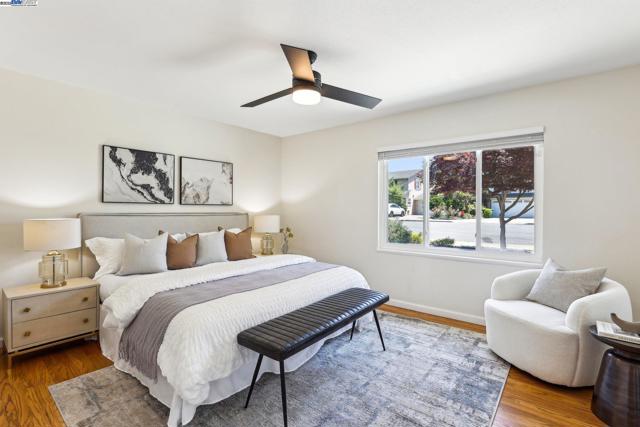 19927 Conrad Ct, Castro Valley CA: https://media.crmls.org/mediaz/c359ccf5-6edd-4b0b-b679-cfa81df5f5e5.jpg