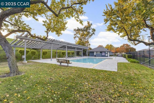 1048 SPRING VALLEY COMMON, Livermore CA: https://media.crmls.org/mediaz/c359d9b9-f66e-4518-a41e-ef87c2455d36.jpg