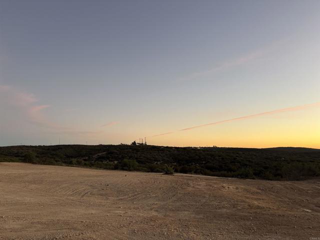 Detail Gallery Image 4 of 27 For Tierra Del Sol Rd, San Diego,  CA 91905 - – Beds | – Baths