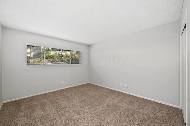 4204 06 Division St, San Diego CA: https://media.crmls.org/mediaz/c35b16fa-051f-4695-a931-58bd5920e4f6.jpg