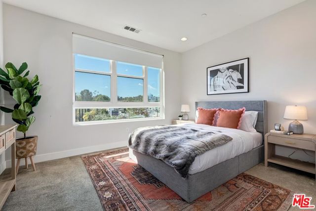 2753 Waverly Drive, Los Angeles CA: https://media.crmls.org/mediaz/c35c0b2c-a94b-49bf-94d7-6d07b0f36991.jpg
