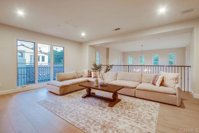 8308 Top O The Morning Way, San Diego CA: https://media.crmls.org/mediaz/c35d3101-08a1-45fa-ab86-5efaa3d8a63c.jpg