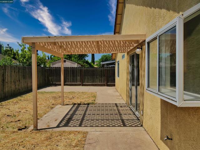 4300 Cannington Lane, Salida CA: https://media.crmls.org/mediaz/c35e1bcc-443f-4460-86e0-7a837b0e2f6d.jpg