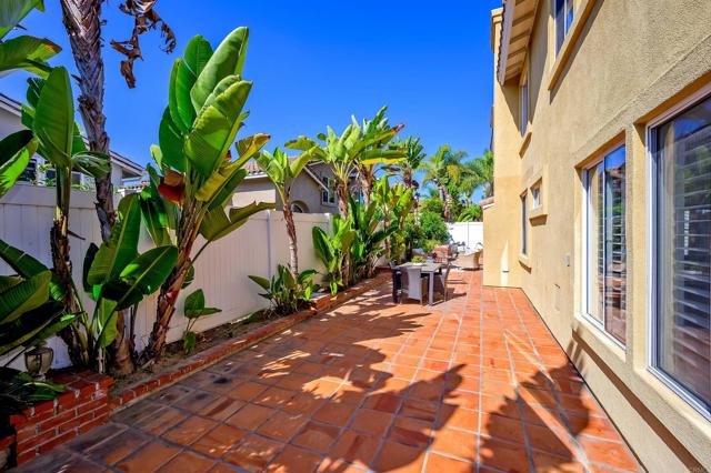 Detail Gallery Image 26 of 31 For 1137 Avenida Sobrina, Oceanside,  CA 92057 - 4 Beds | 3 Baths