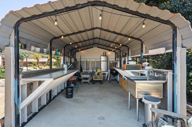 11020 Horizon Hills Dr, El Cajon CA: https://media.crmls.org/mediaz/c36095c2-83fc-4885-9010-cdbd750f690c.jpg