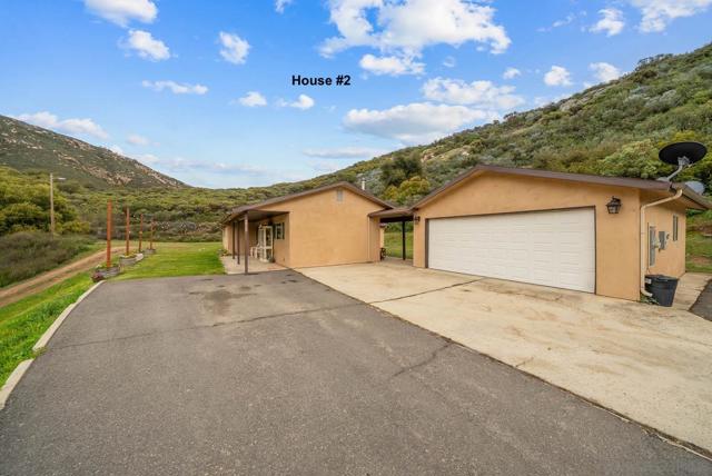 21908 Japatul Ln, Alpine CA: https://media.crmls.org/mediaz/c360ea93-d719-46e0-bebe-abc1be553eaa.jpg