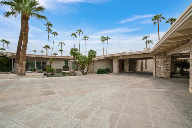 925 W Coronado Avenue, Palm Springs, CA 92262
