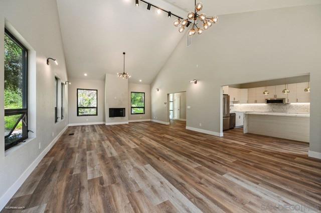 Image 13 of 37 For 6611 Lago Corte
