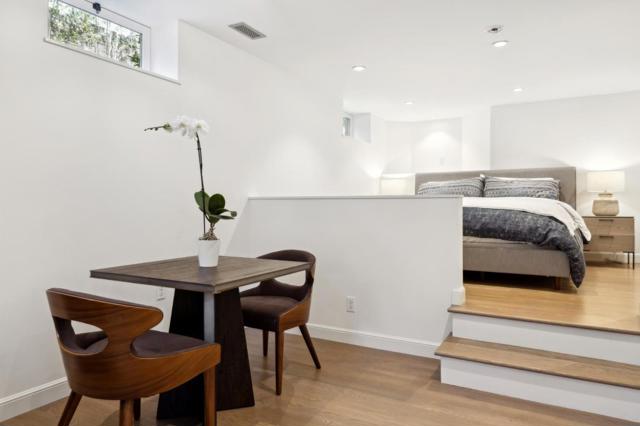 957 University Drive, Menlo Park CA: https://media.crmls.org/mediaz/c361a4b1-0b96-4293-8d44-9d226e060ba0.jpg