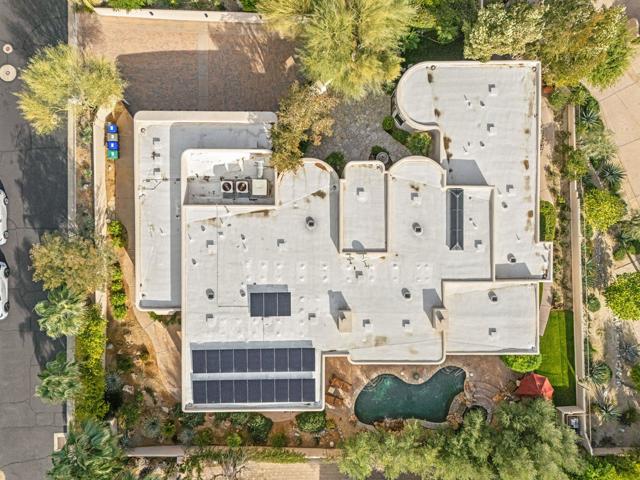 49240 Jfk Trail, Palm Desert CA: https://media.crmls.org/mediaz/c3622770-c0f2-41a3-bbca-a438b687541c.jpg