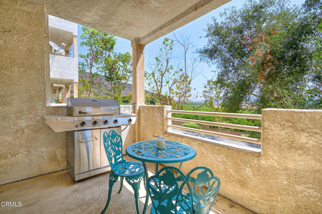 Detail Gallery Image 11 of 59 For 2713 Antonio Dr #110,  Camarillo,  CA 93010 - 2 Beds | 2 Baths