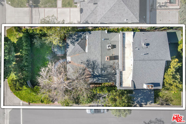 13541 Chandler Boulevard photo 3