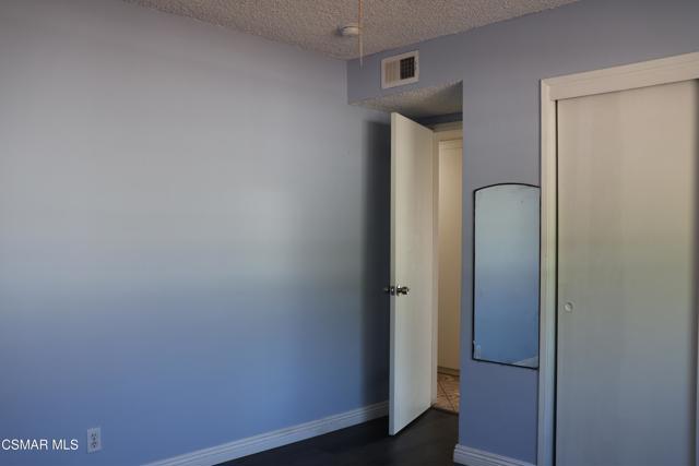 43236 W 20th W Street, Lancaster CA: https://media.crmls.org/mediaz/c363baac-7fbf-407d-83cf-d814a49adc25.jpg