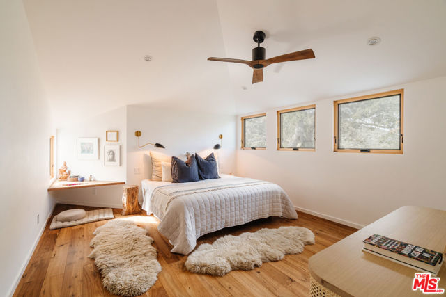 2002 Tuna Canyon Road, Topanga CA: https://media.crmls.org/mediaz/c364112e-eeba-4a09-8d9c-e02ff919cc86.jpg