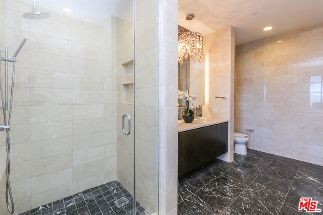 900 W OLYMPIC Boulevard, Los Angeles CA: https://media.crmls.org/mediaz/c3644100-42a3-43f3-8295-8c48cdc14c2b.jpg
