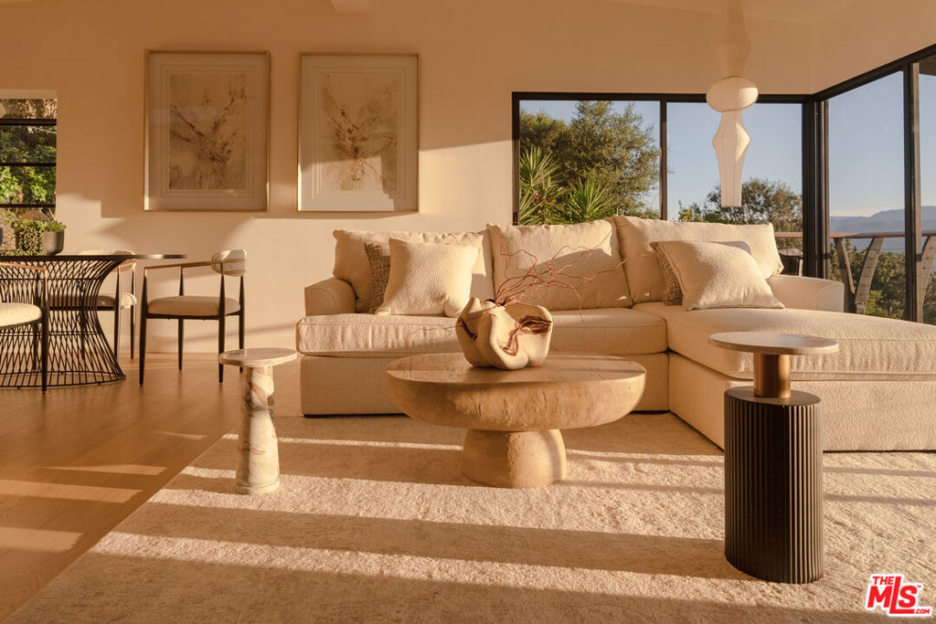 7802 Torreyson Drive