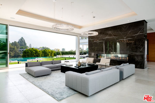 642 Perugia Way, Los Angeles CA: https://media.crmls.org/mediaz/c3663c9e-bbf7-467d-811e-be0fdaae6dfb.jpg
