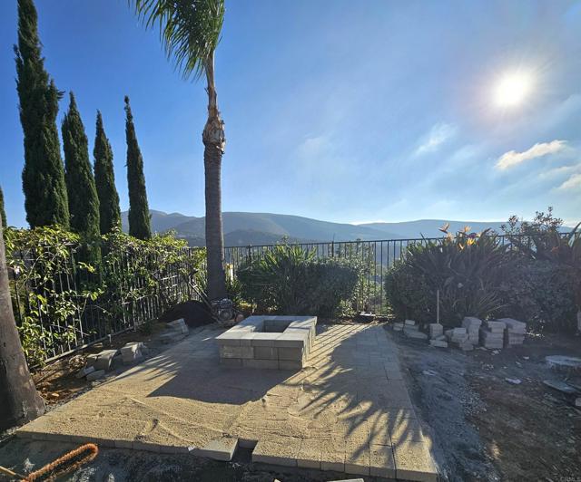 Detail Gallery Image 3 of 3 For 866 Windridge Cir, San Marcos,  CA 92078 - 4 Beds | 2 Baths