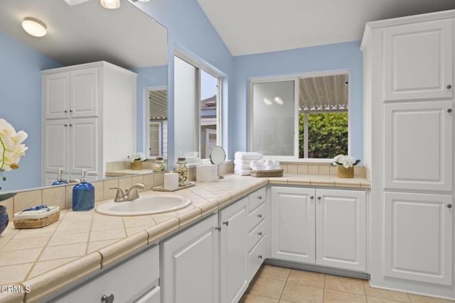 Detail Gallery Image 25 of 67 For 1215 Anchors Way Dr #155,  Ventura,  CA 93001 - 3 Beds | 2 Baths