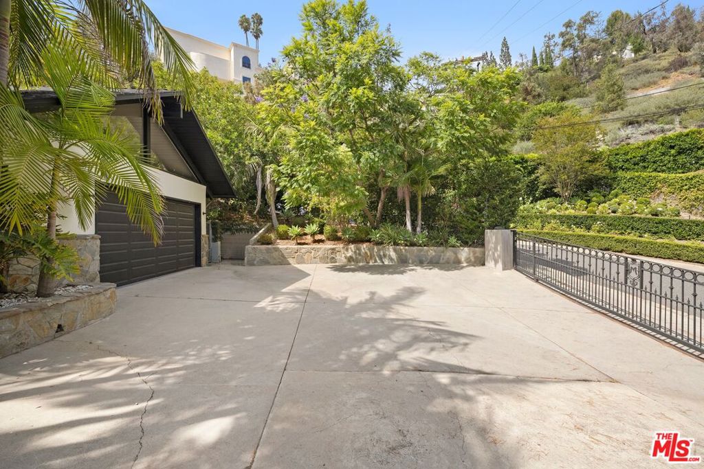 MLS #26886647 image #21