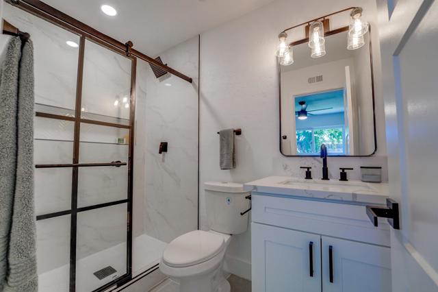 8896 Belfast Cir, San Diego CA: https://media.crmls.org/mediaz/c369f06a-beb8-47f0-85ad-864d7b4b866c.jpg