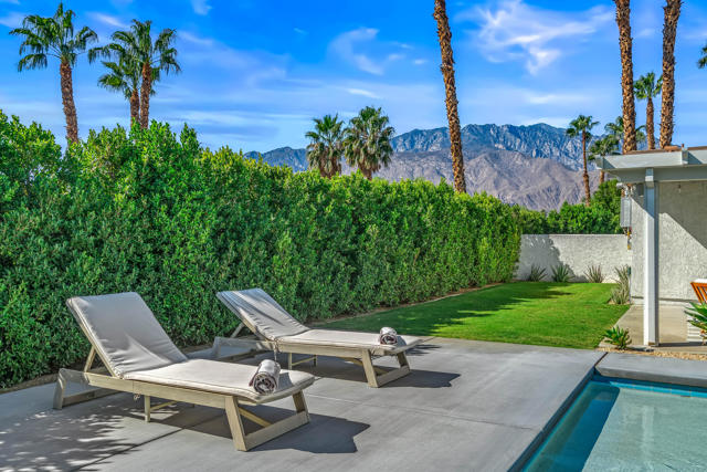 2034 Marni Court, Palm Springs CA: https://media.crmls.org/mediaz/c36a045a-0eb2-4ca9-afac-53b4b20210a8.jpg